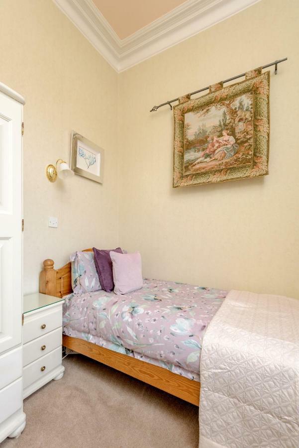 No 45 Bed and Breakfast Edinburg Exteriör bild